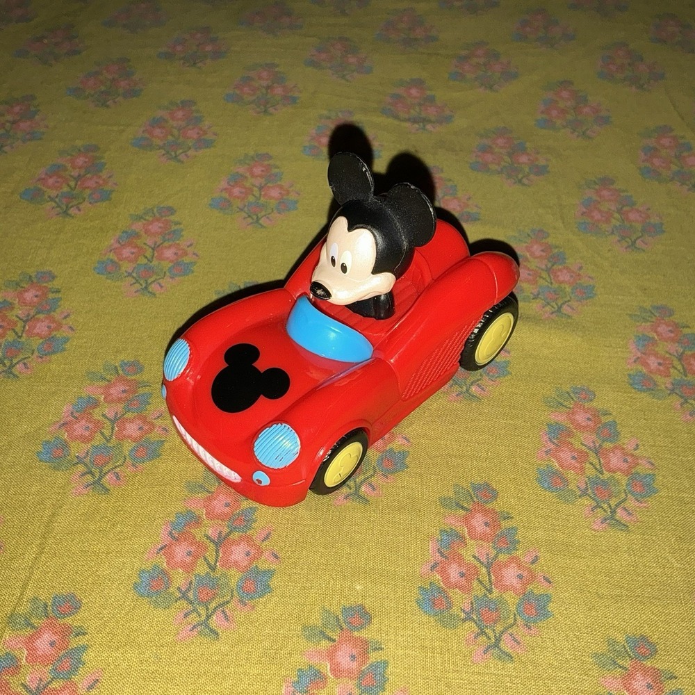 Disney Junior Mickey Mouse Just Play Diecast Red‎ Car Kids Toy